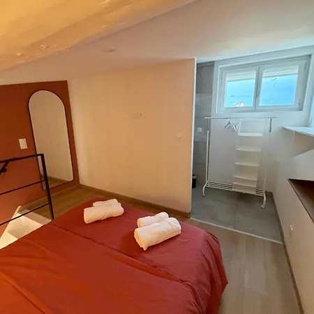 Apartamento Duplex Aura - Confort Et Charme à